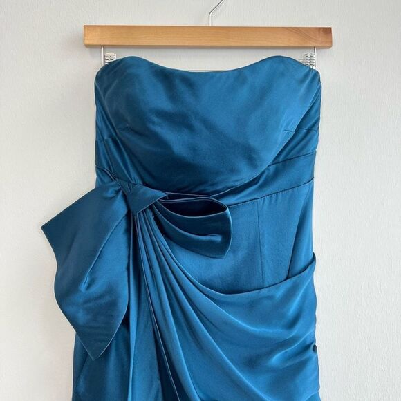 Melissa Sweet Women’s 4 100% Silk Cold Shoulder Wrap Surplice Mini Dress Blue - Picture 2 of 10